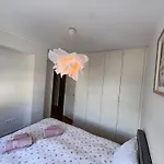 דירה By River