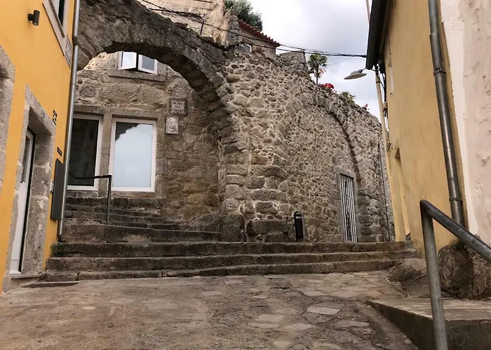 By River Апартаменты *