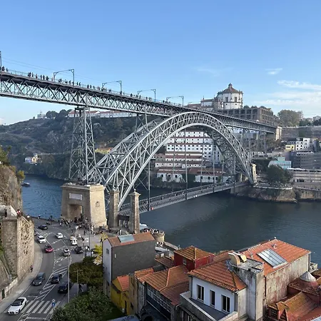 By River Apartment Porto
