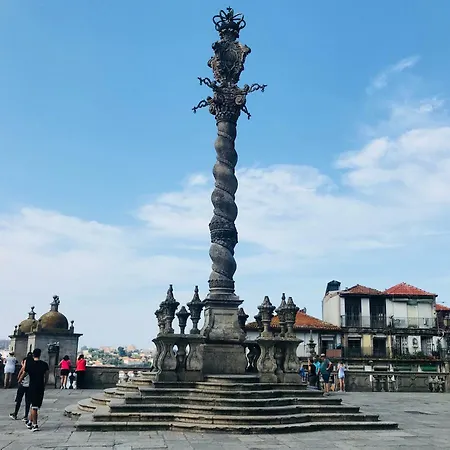 Apartment By River *