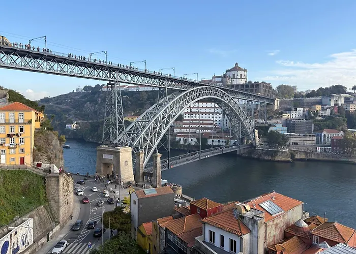 By River Apartment Porto