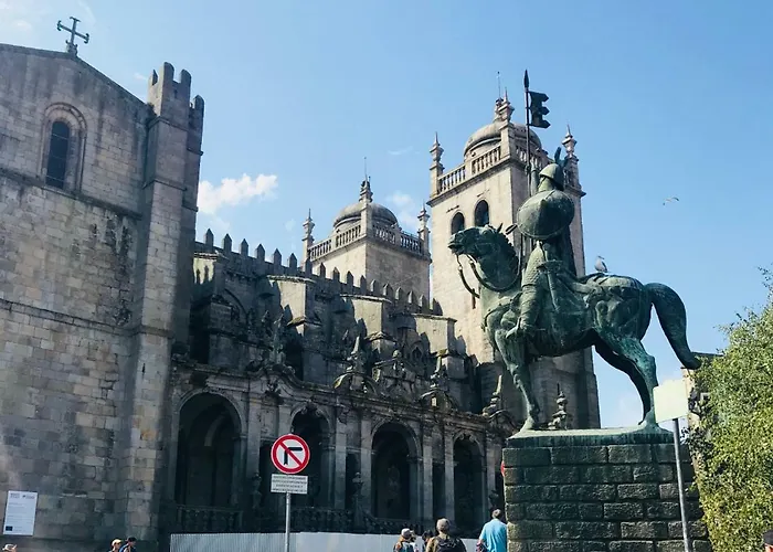Apartment By River Porto