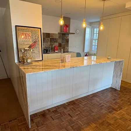 By River Appartement *