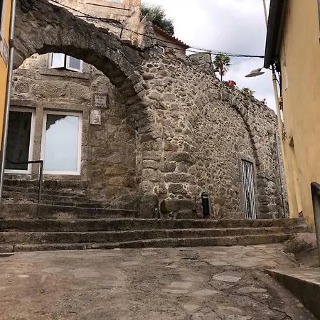 By River Appartement *